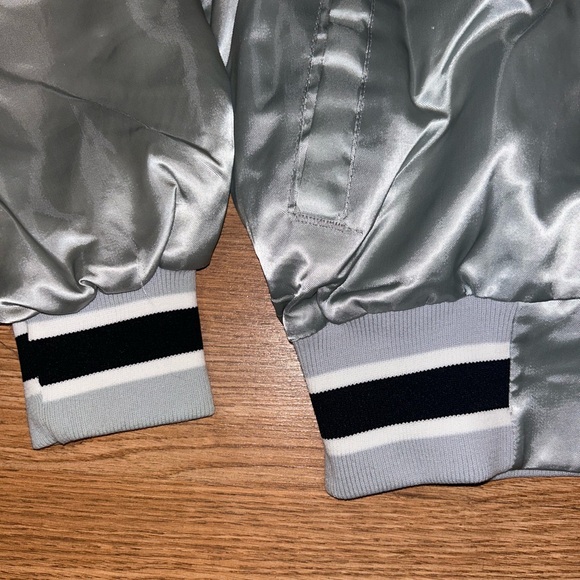 Vintage Win Wear Silver Grey Black Nylon Bomber Jacket Size Mens Small - Picture 4 of 8